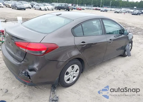 2017 Kia Forte Lx из США, поврежденный, VIN 3KPFK4A72HE115175